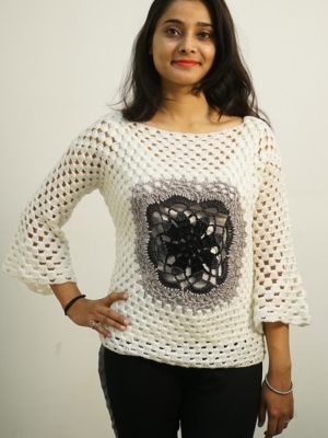 DR Handmade Full Sleeve White Black Center Regular Top